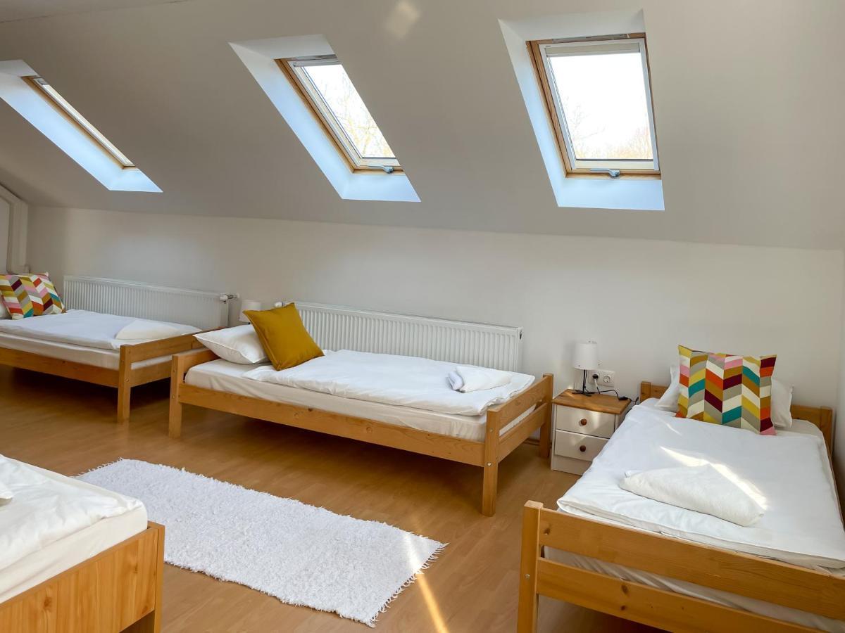 Tanyacsarda Panzio Bed & Breakfast บายา ภายนอก รูปภาพ