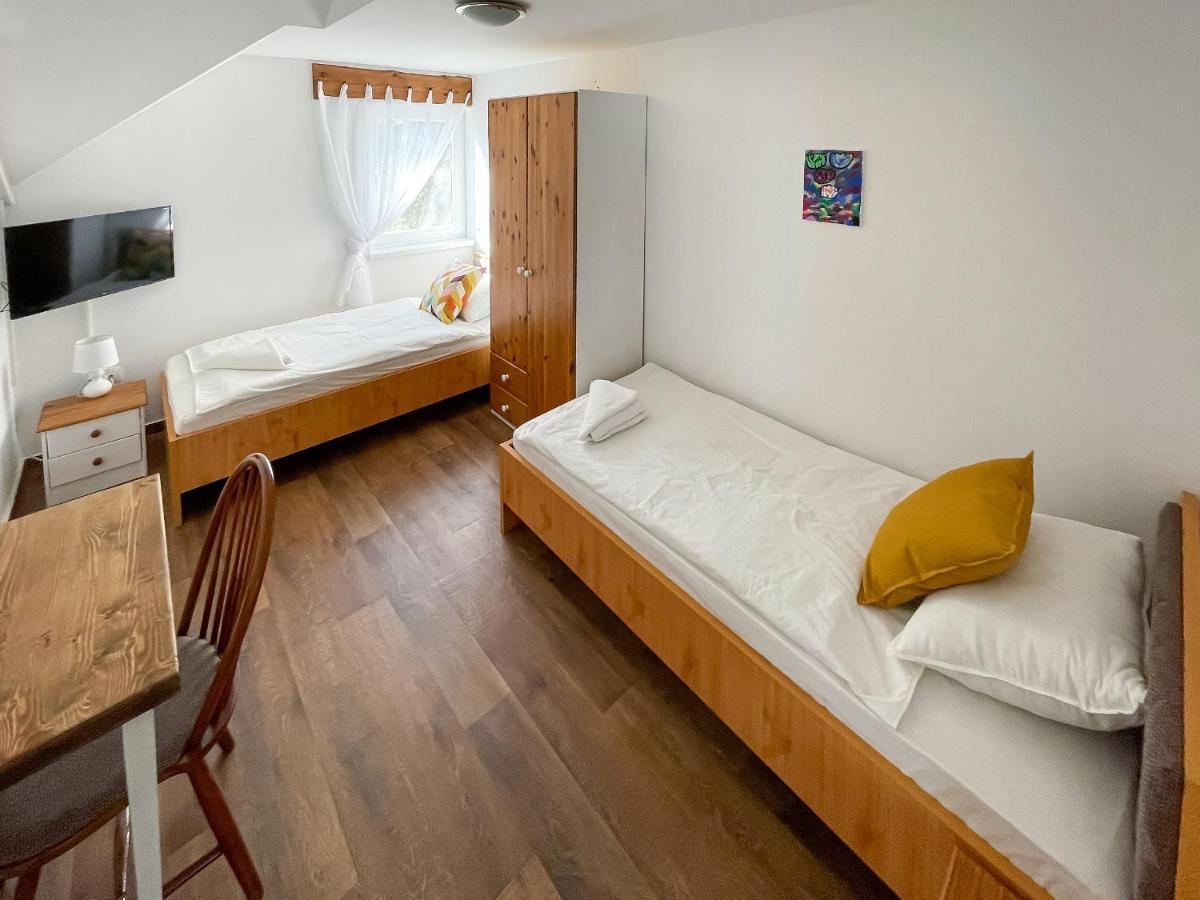 Tanyacsarda Panzio Bed & Breakfast บายา ภายนอก รูปภาพ